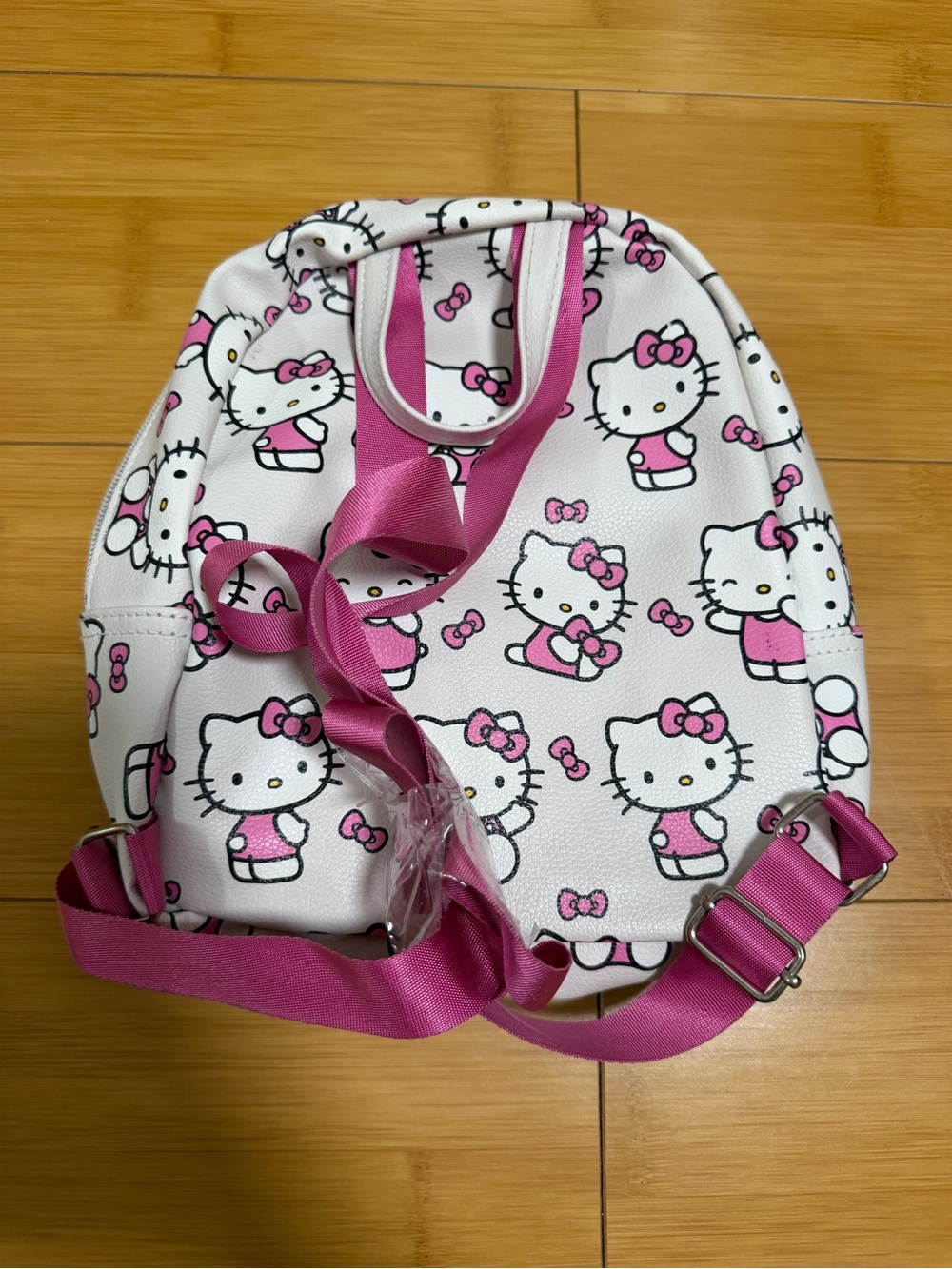 Hello Kitty Mini Backpack - Picture 2 of 2